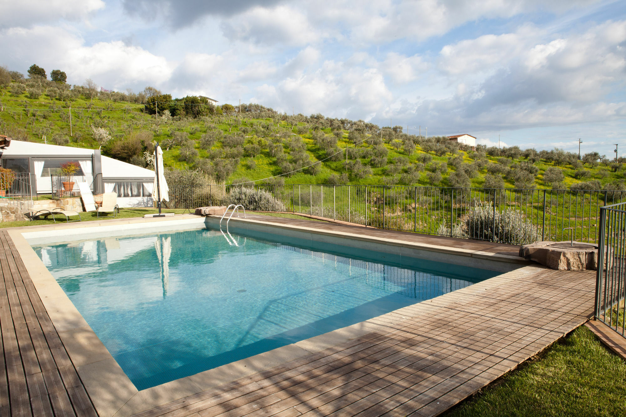 Tenuta San Pietro Luxury Hotel Лука Екстериор снимка